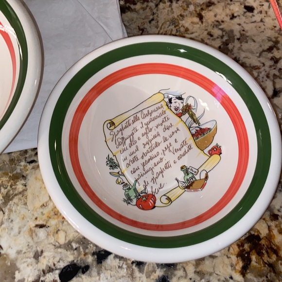 Vintage Italian Pasta Serving spaghetti bowl and 4 pasta bowls set of 5 pieces - Picture 6 of 14